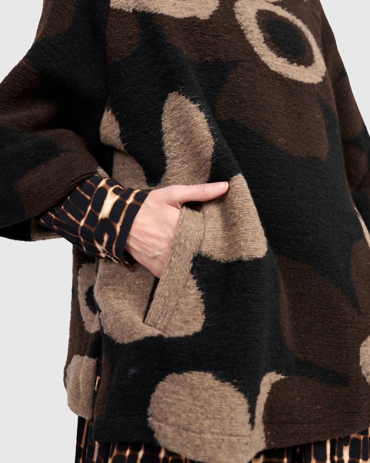 Cosmo Cozy Pullover Sweater In Floral