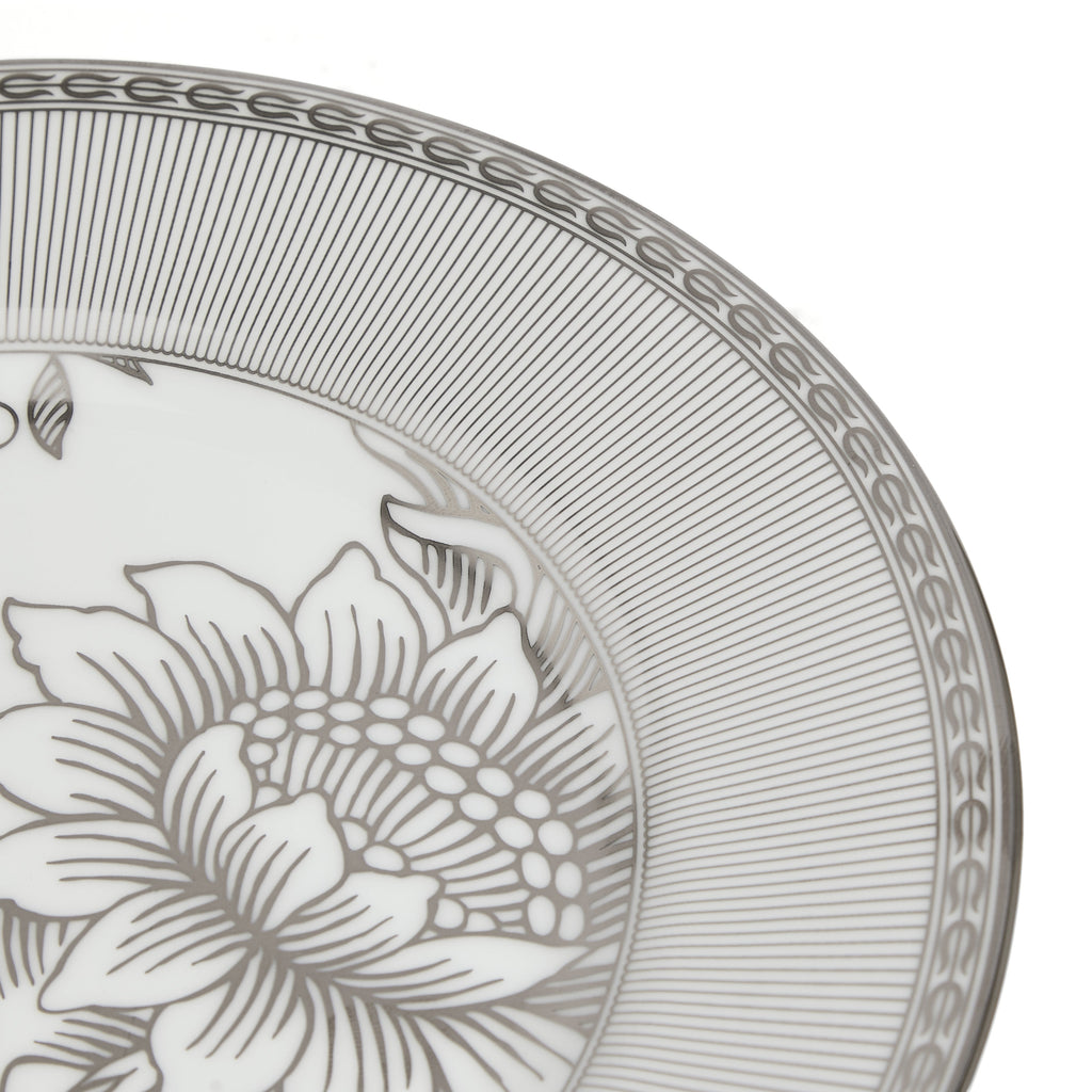 Silver Tonquin Plate 20.6cm 8.1in