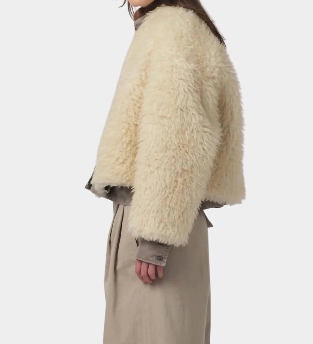 Shetland Alaska Fluff Jacket In Ecru