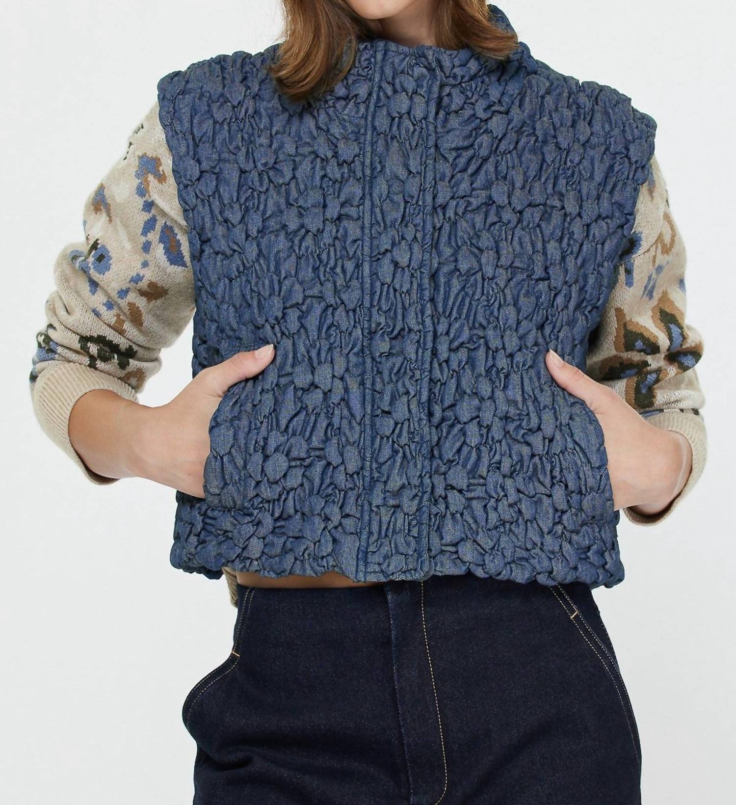 Cropped Quilting Vest In Denim