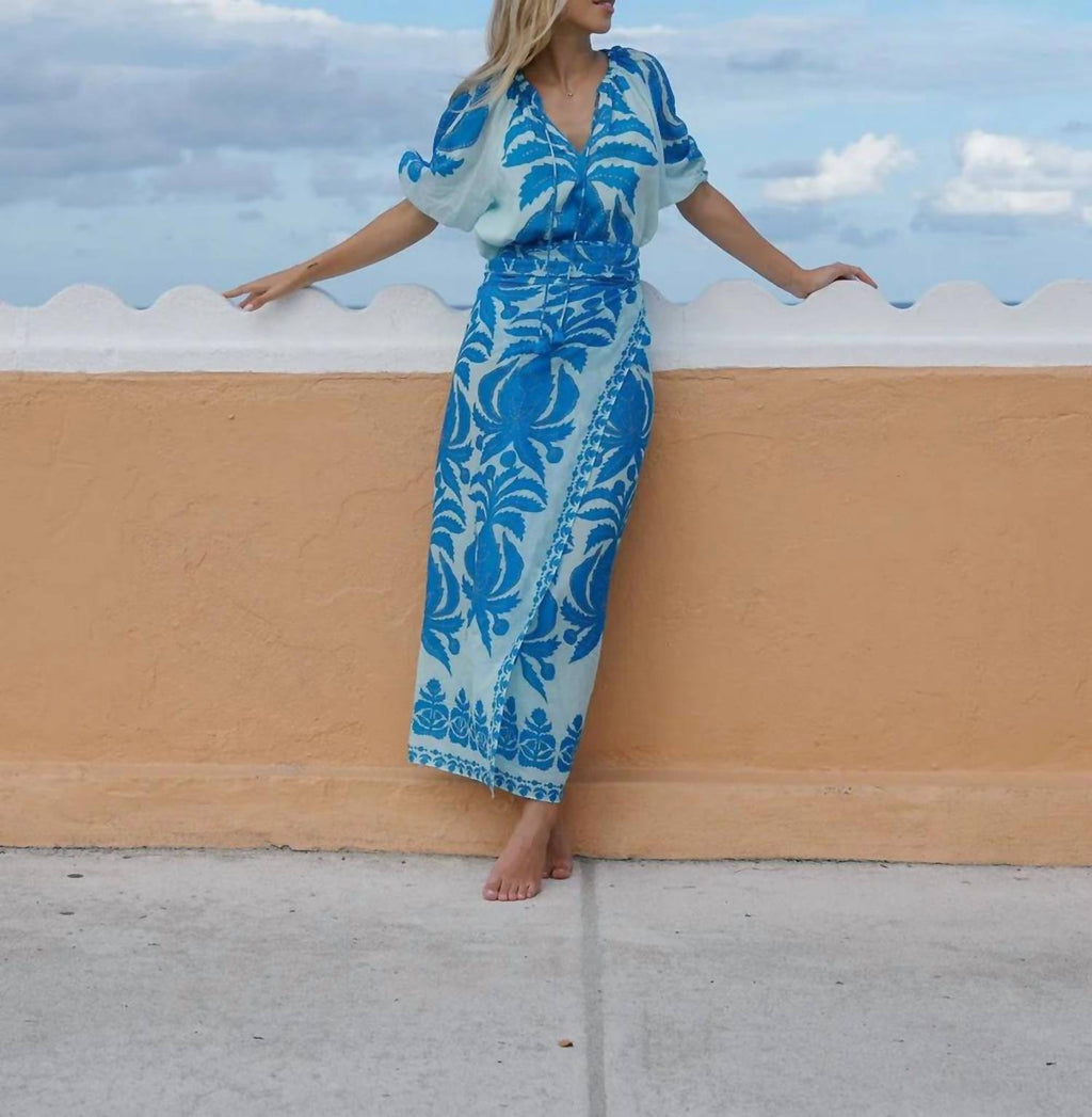 Isla V Neck Blouse In Nikita Lago