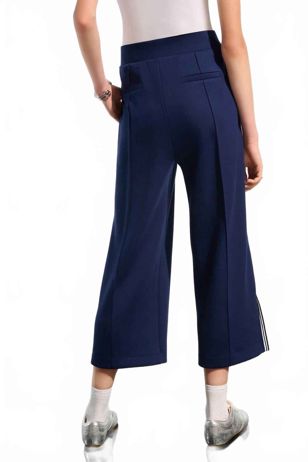 Scuba Jersey Pull On Culotte Pant In Indigo/vanilla