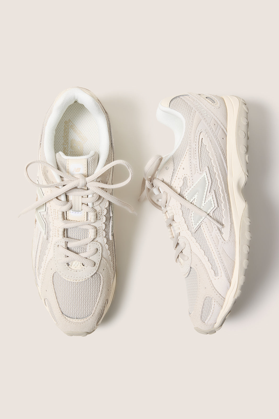 Women's 204 Sneakers