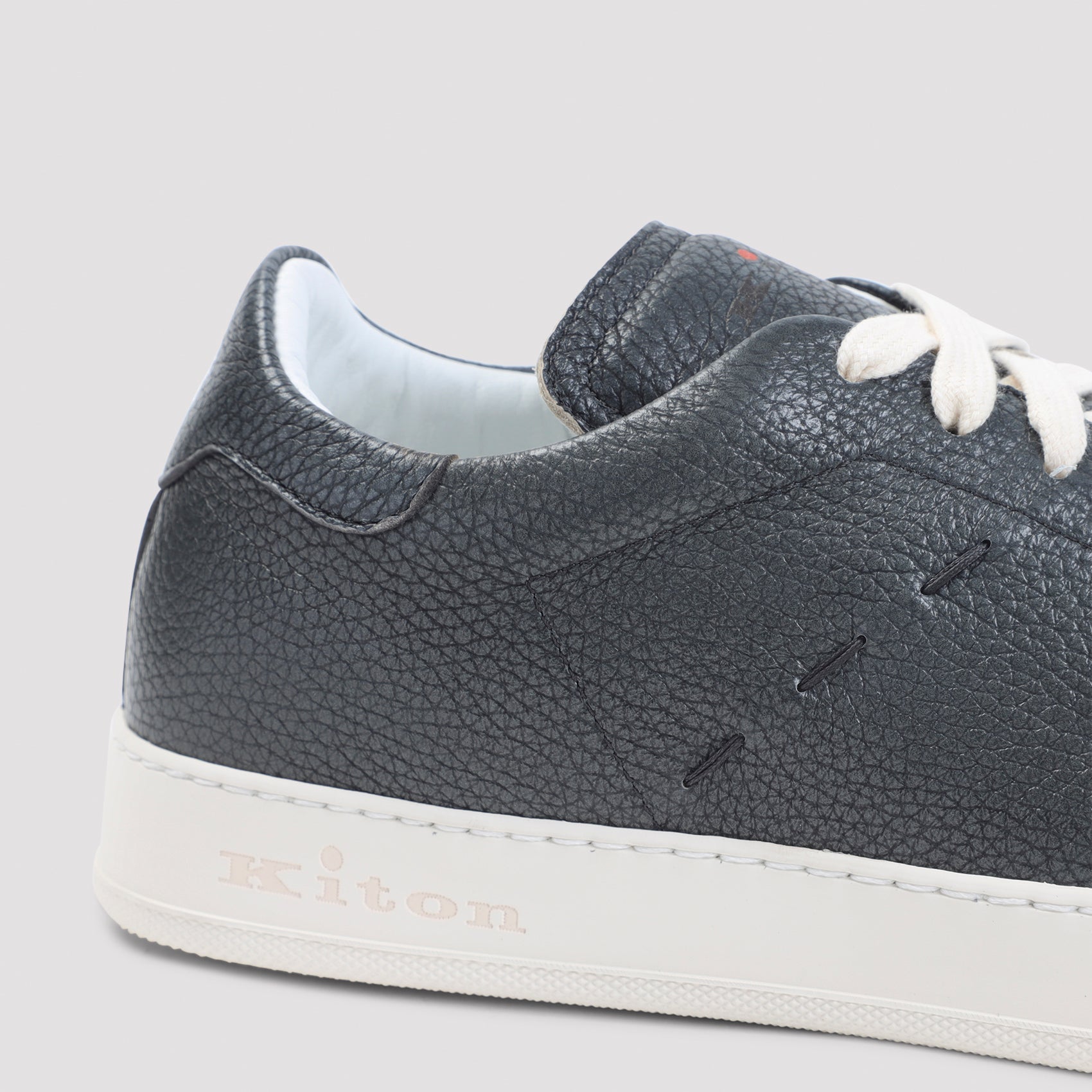 Kiton Low-Top Sneakers Men