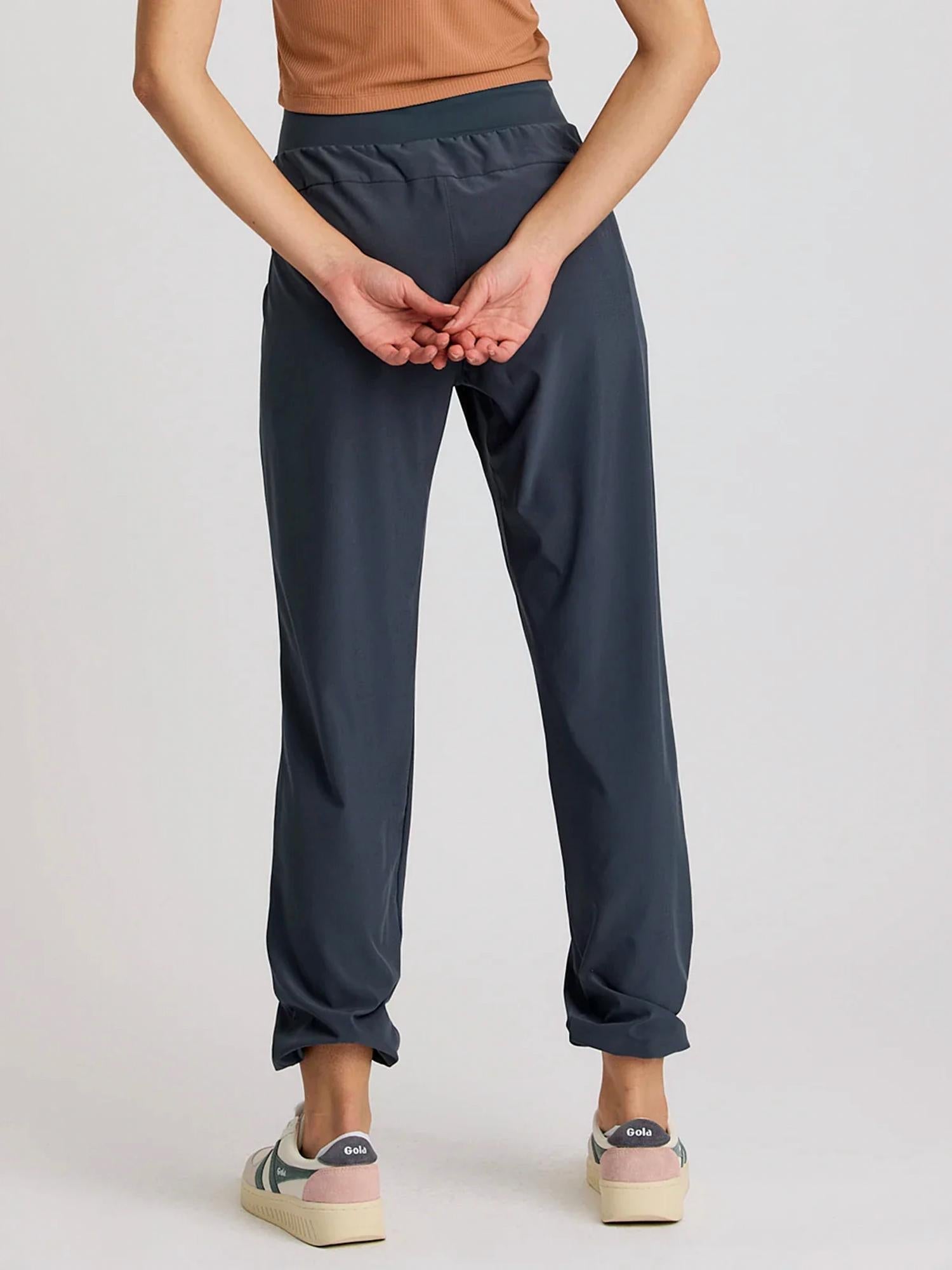 Breeze Flats Pant In Storm Cloud