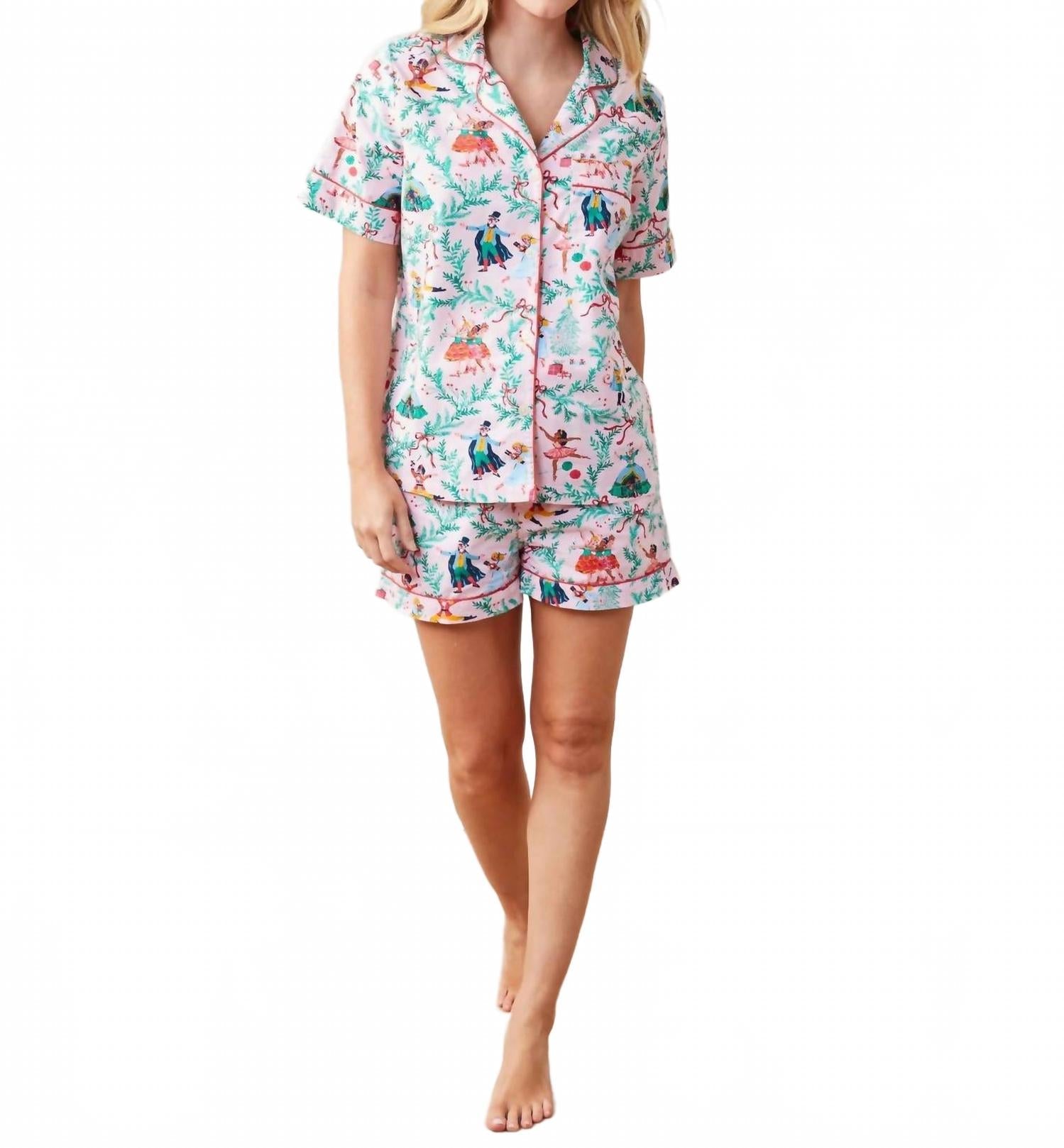 Short Sleep Set In Nutcracker Dreams
