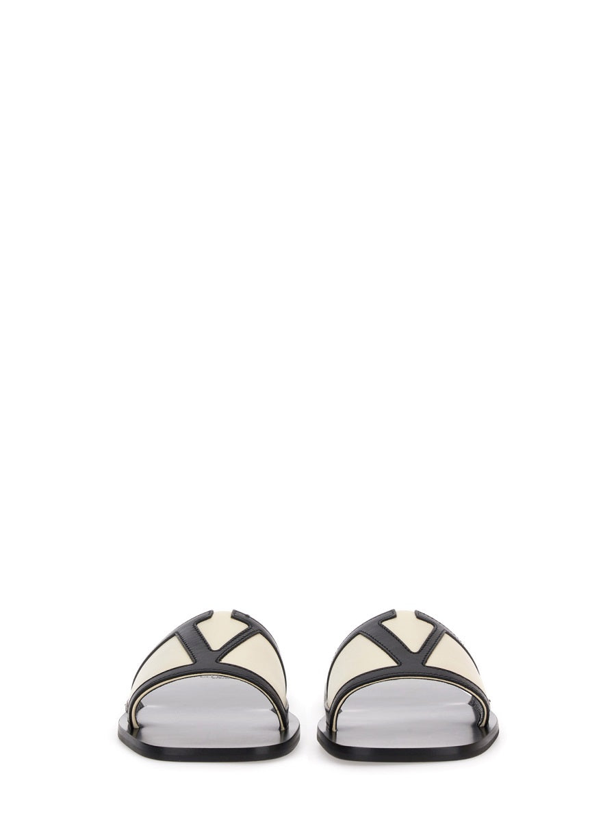 Valentino Garavani Women Viva Superstar Slide Sandal In Nappa Leather