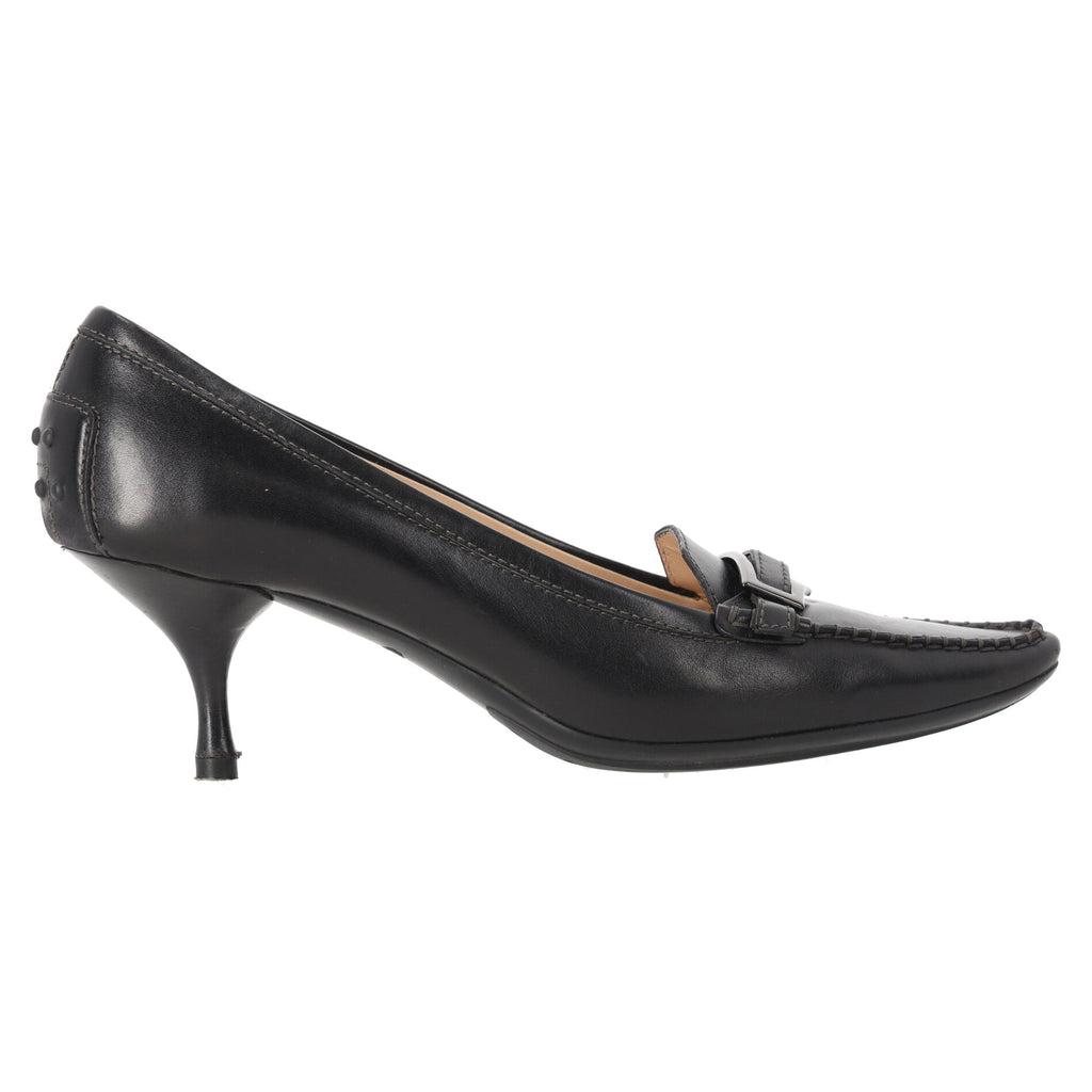 Tod's Pointed Toe Penny Loafer Pumps in Black Leather