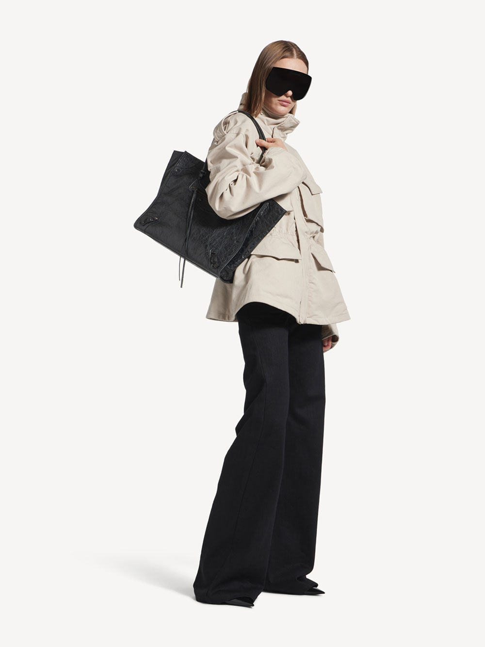 Balenciaga Women Le City Tote Bag Medium In Arena Lambskin
