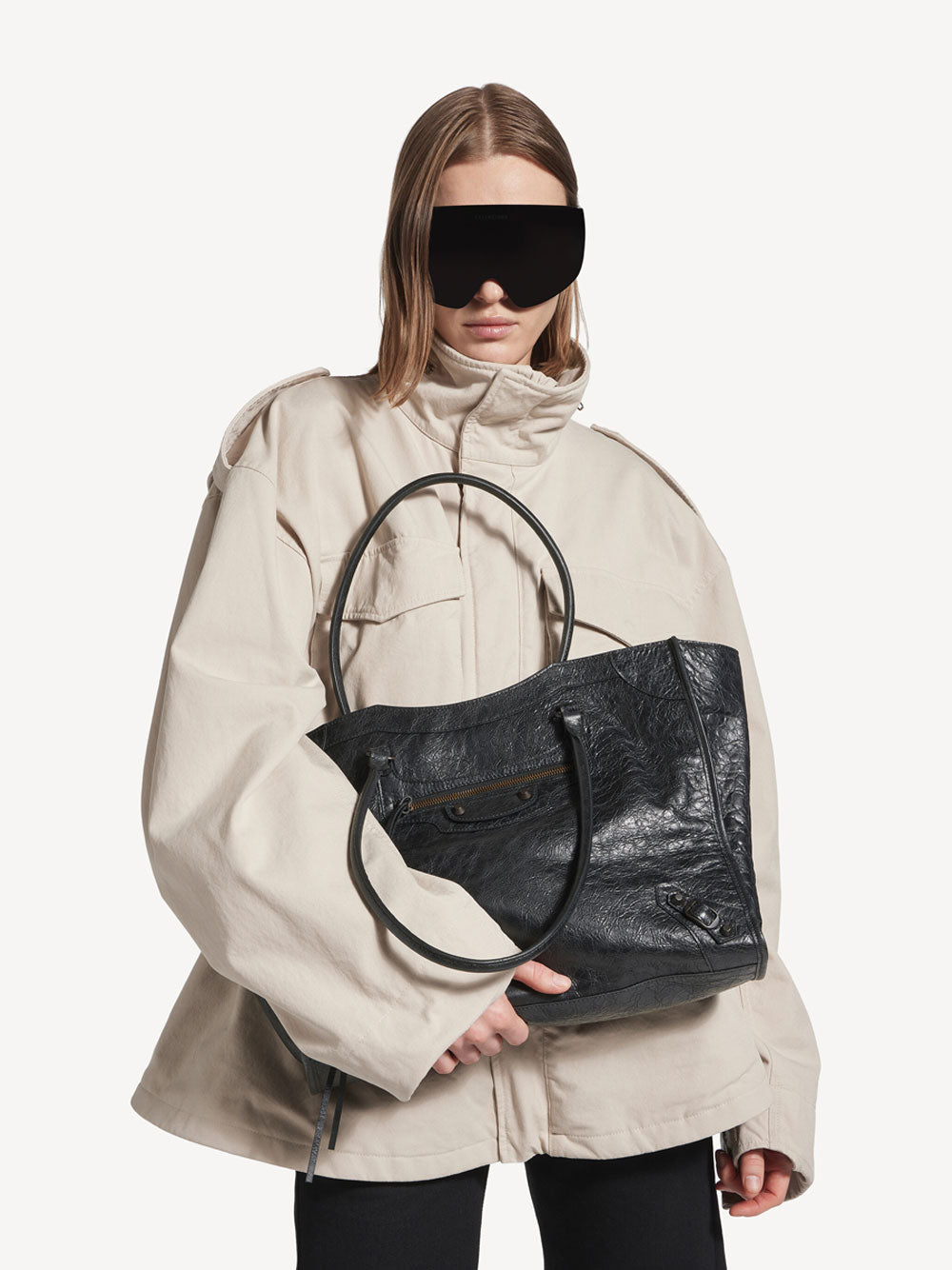 Balenciaga Women Le City Tote Bag Medium In Arena Lambskin