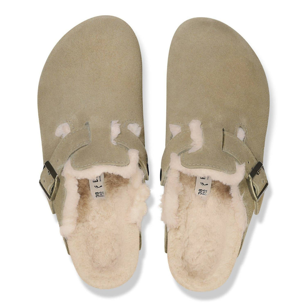 Women's Boston Vl Shearling Clogs In Taupe