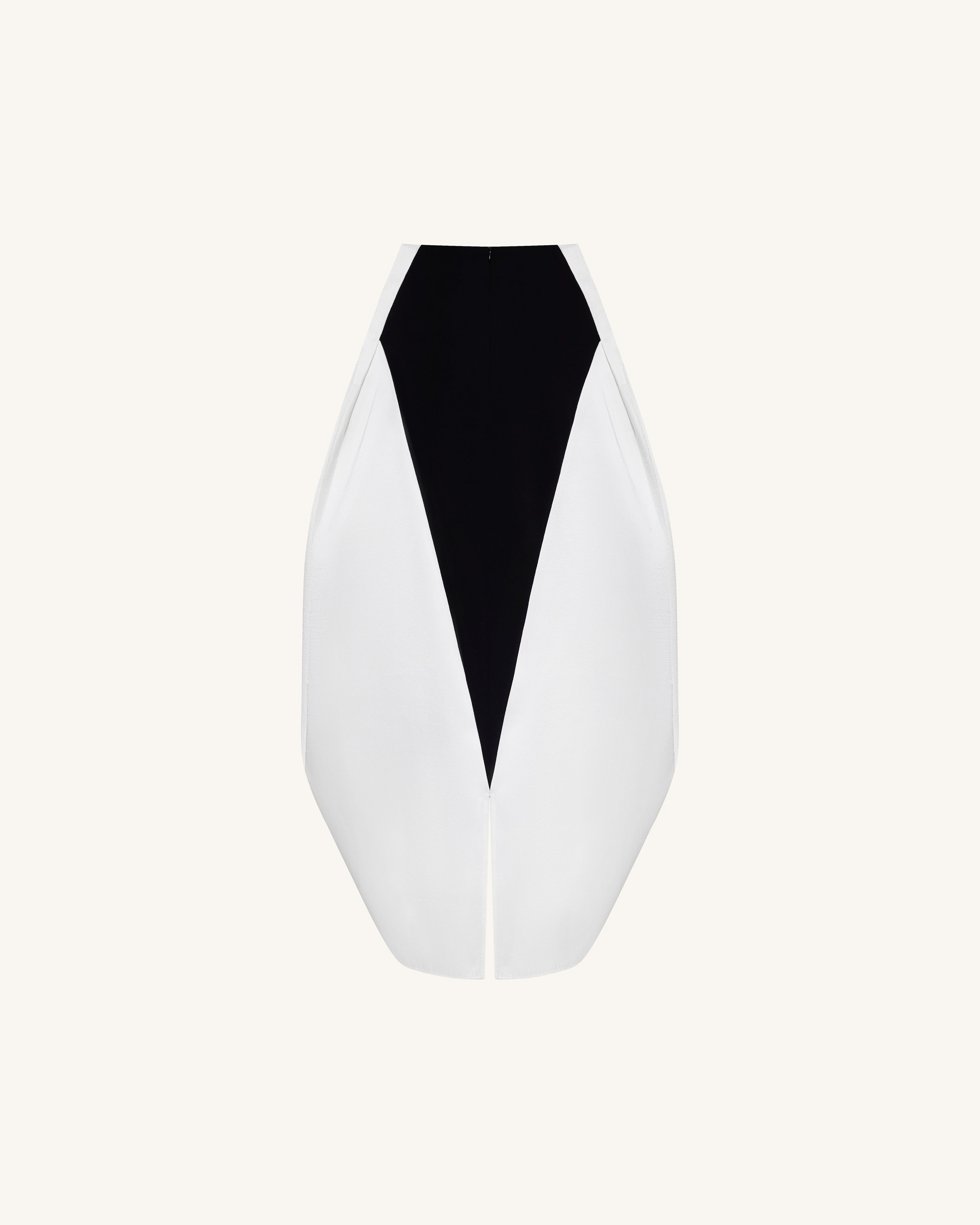 Monochrome Paneled Structured Pannier Maxi Skirt - Black