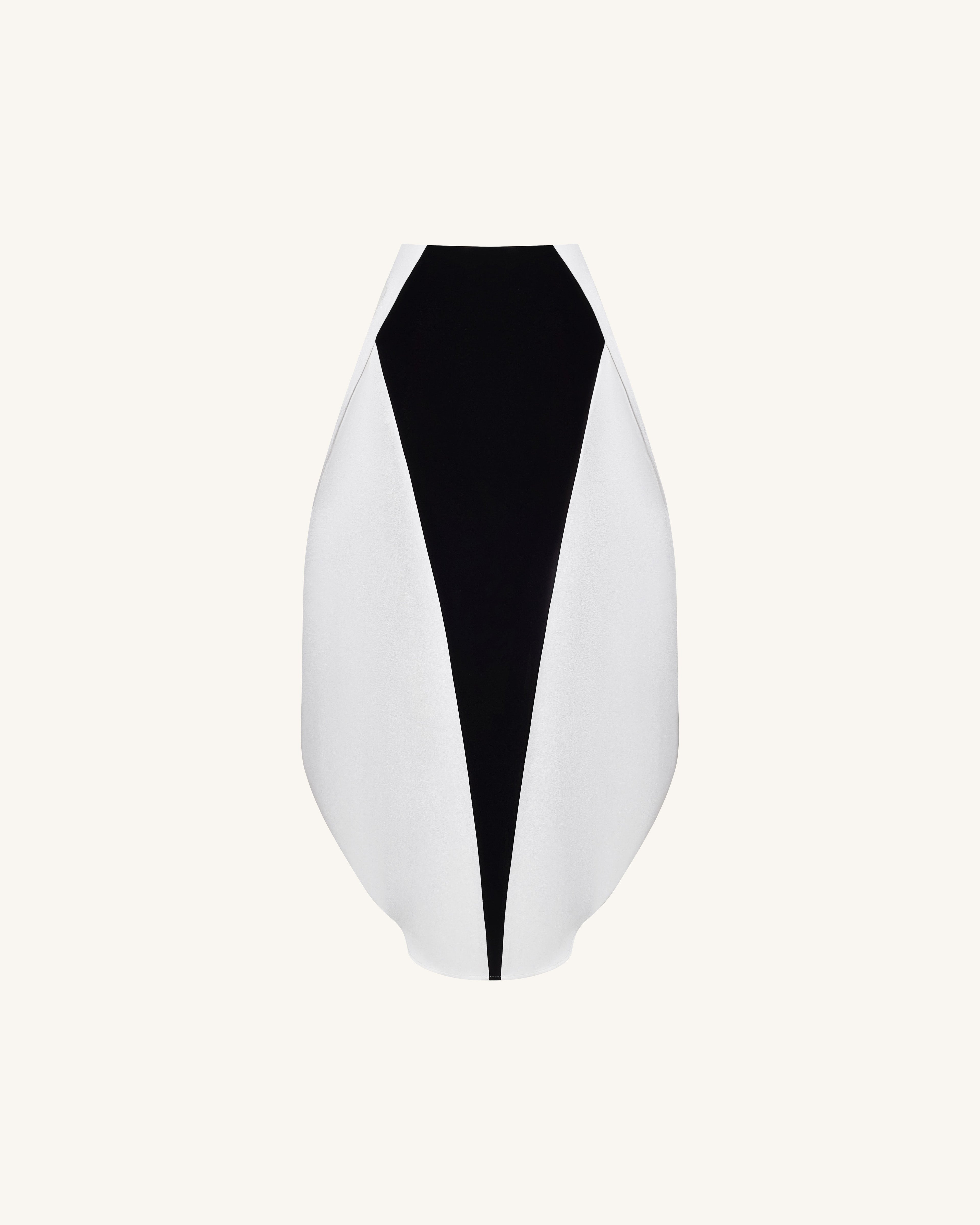 Monochrome Paneled Structured Pannier Maxi Skirt - Black