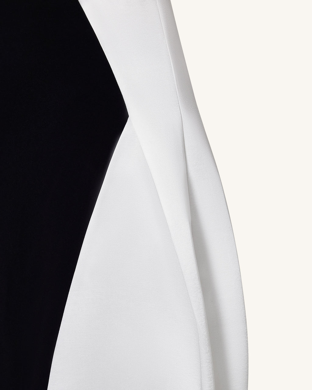 Monochrome Paneled Structured Pannier Maxi Skirt - Black