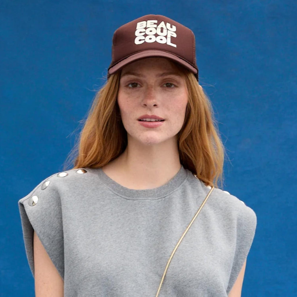 Women's Trucker Hat In Chocolate