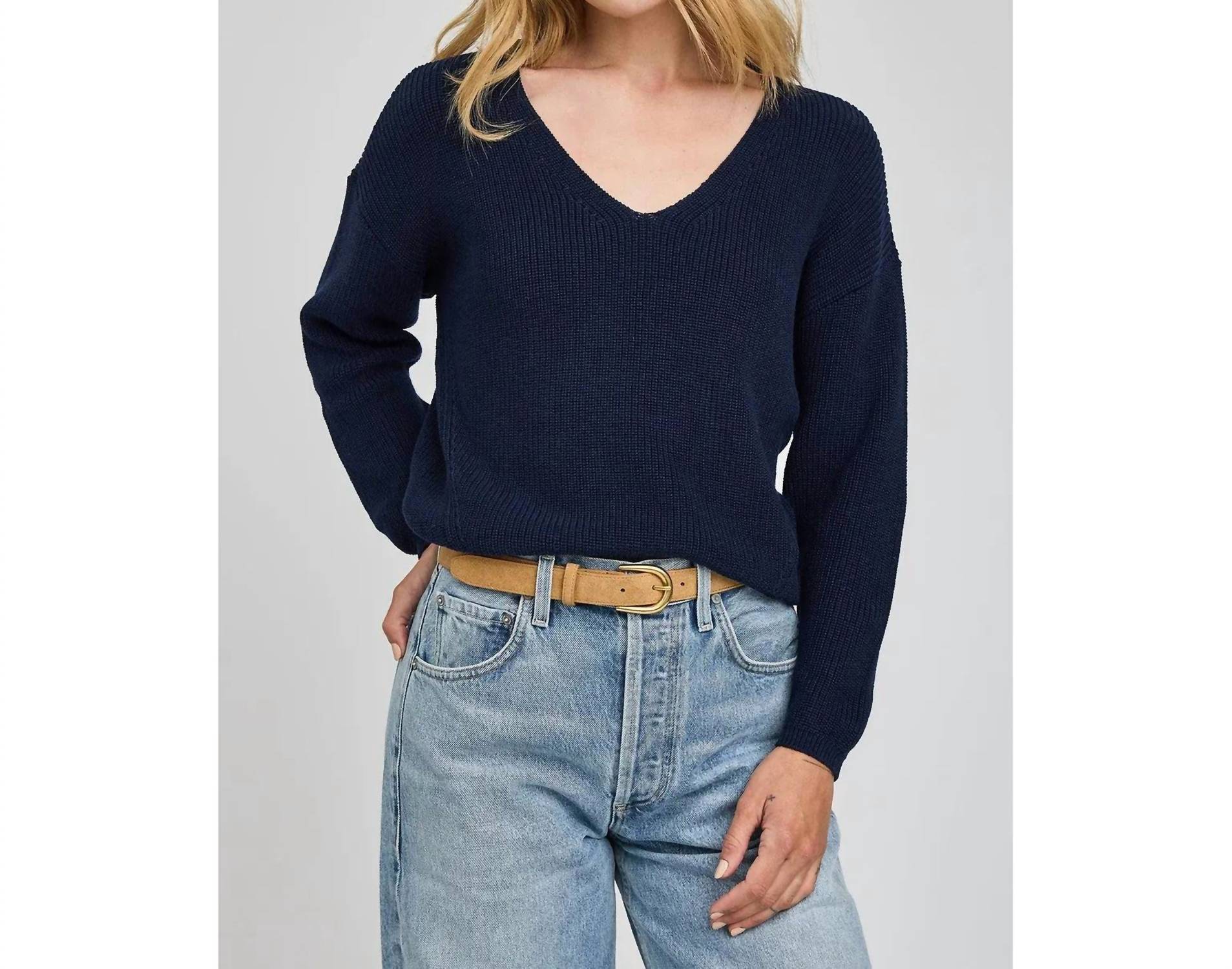 Tucker Pullover Sweater In Navy