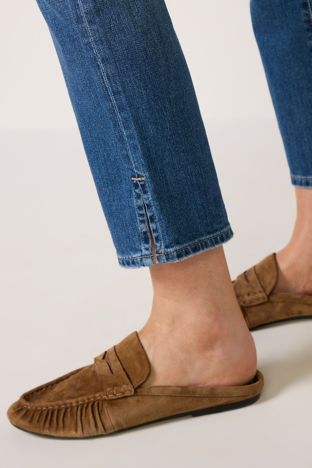 Women's Mari Crop Jean