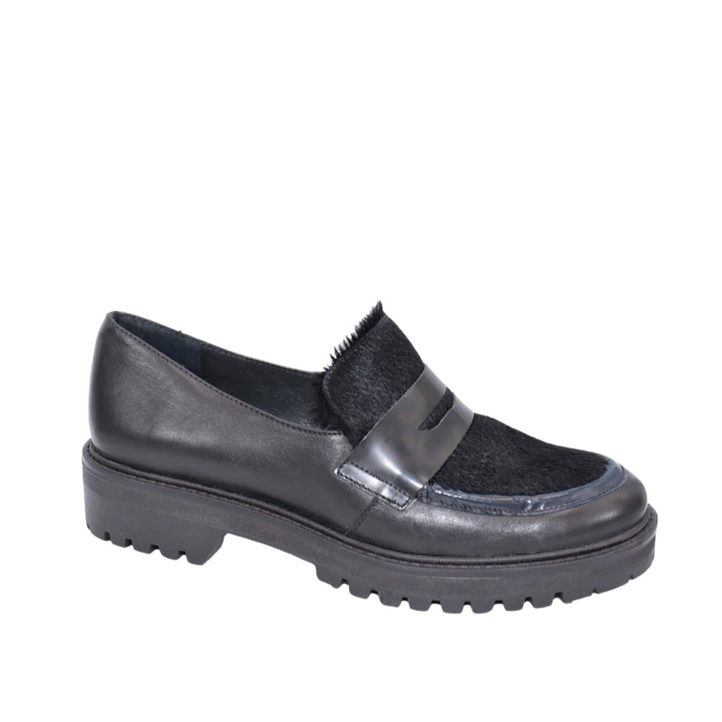 Women’S Captiva Smoking Loafers In Black Leather/pony