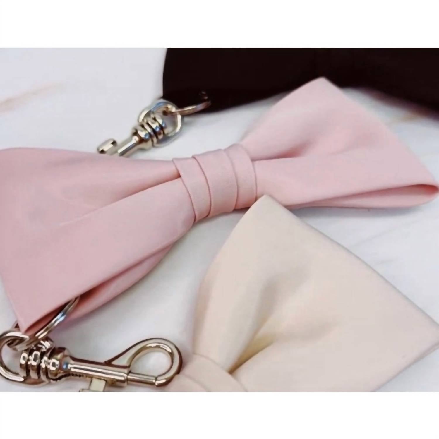Women's Bow Bag Charm And Keychain In Pink