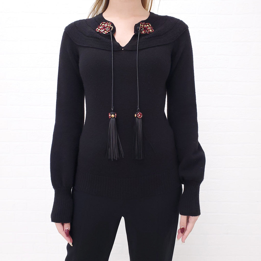 GUCCI BLACK SWEATER WITH TASSEL DETAIL - SIZE M