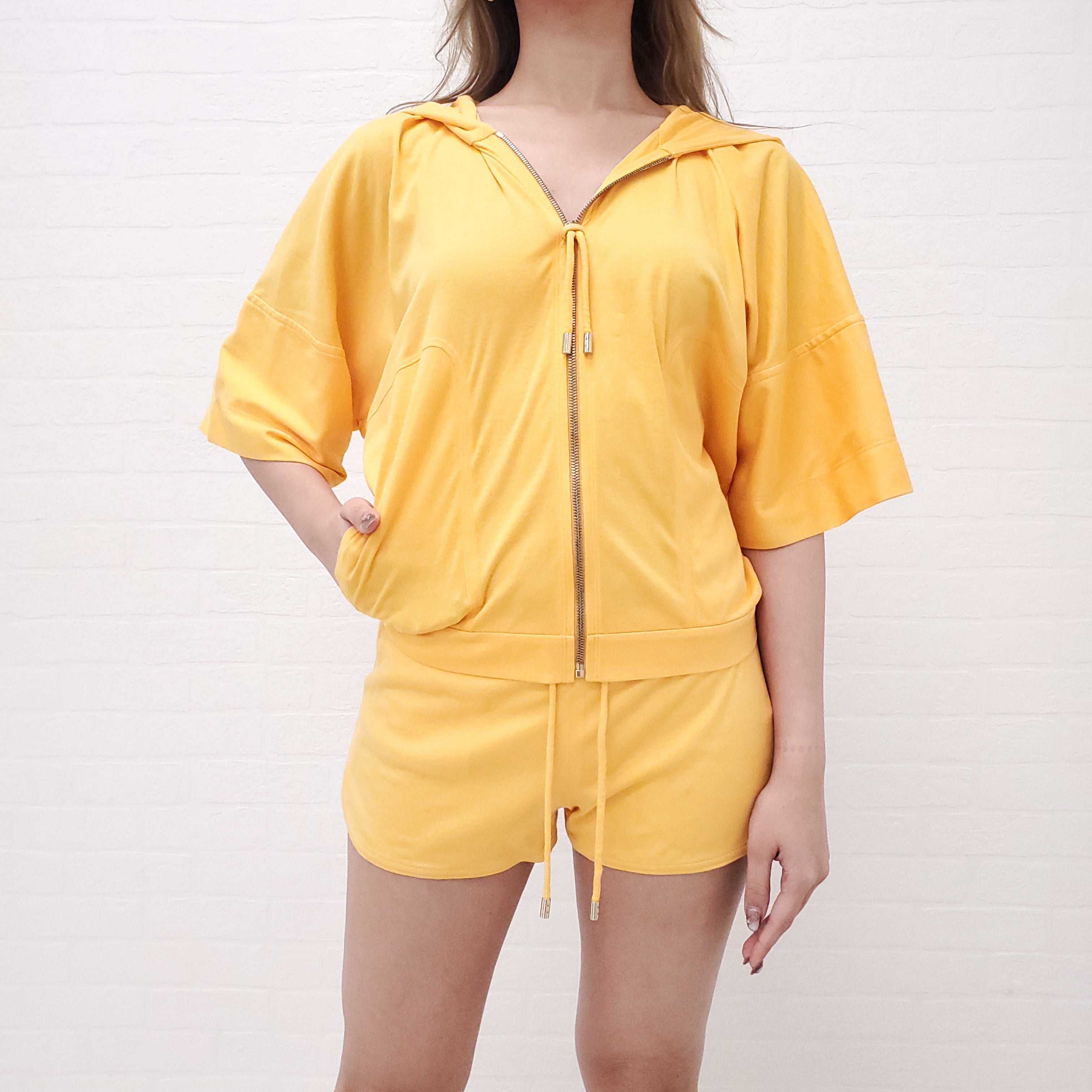 HERMÈS YELLOW SHORT SLEEVE PULLOVER SET- SIZE 34
