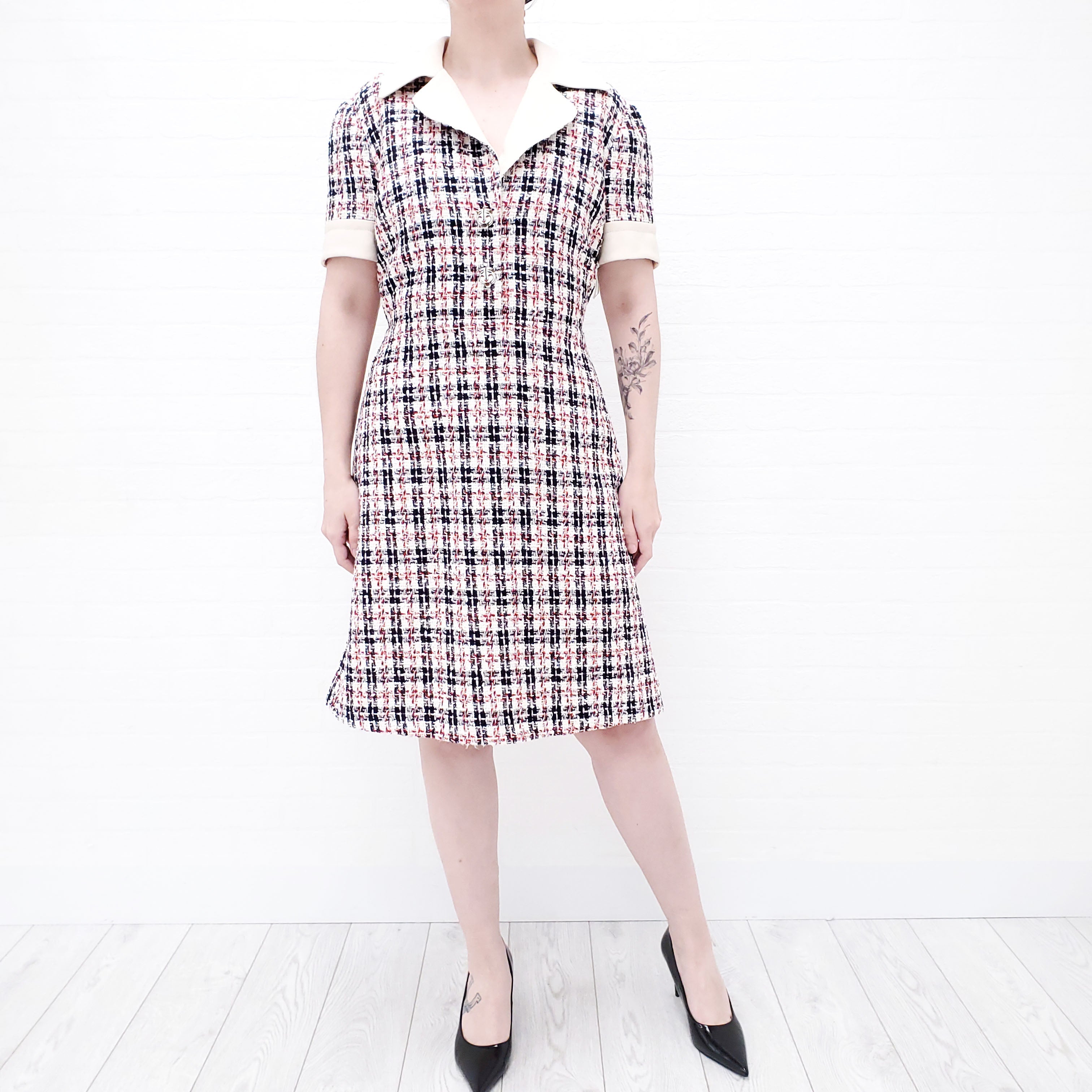 GUCCI TWEED DRESS WITH TIGER BUTTONS - SIZE 46