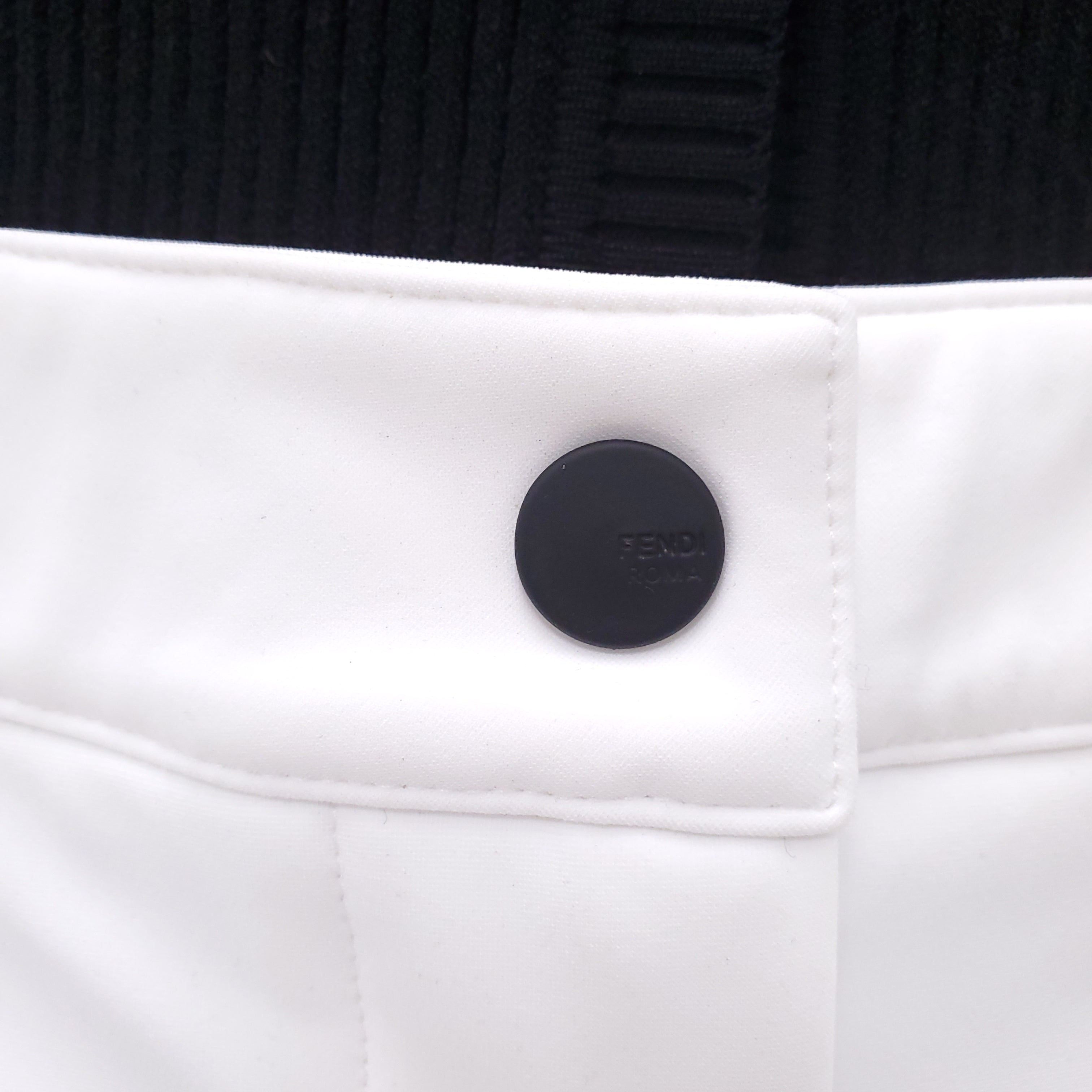 FENDI LOGO WHITE SKI PANTS - SIZE 48