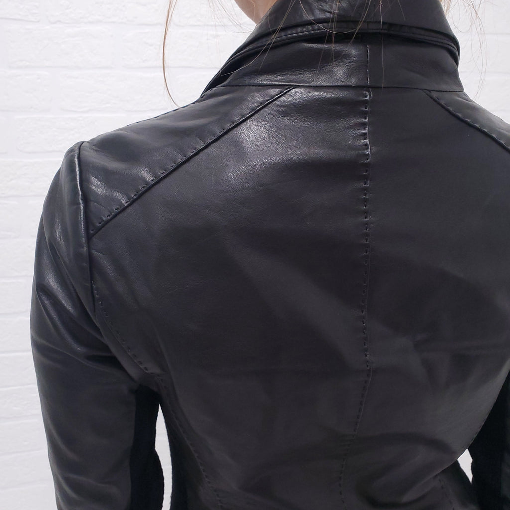 VINCE BLACK LEATHER JACKET - SIZE XS
