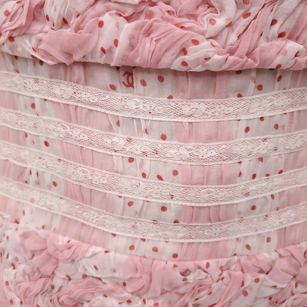 CHANEL S/S 2002 PINK POLKA DOT RUCHED PATTERNED DRESS WITH LACE AND LOGO DETAIL - SIZE 40