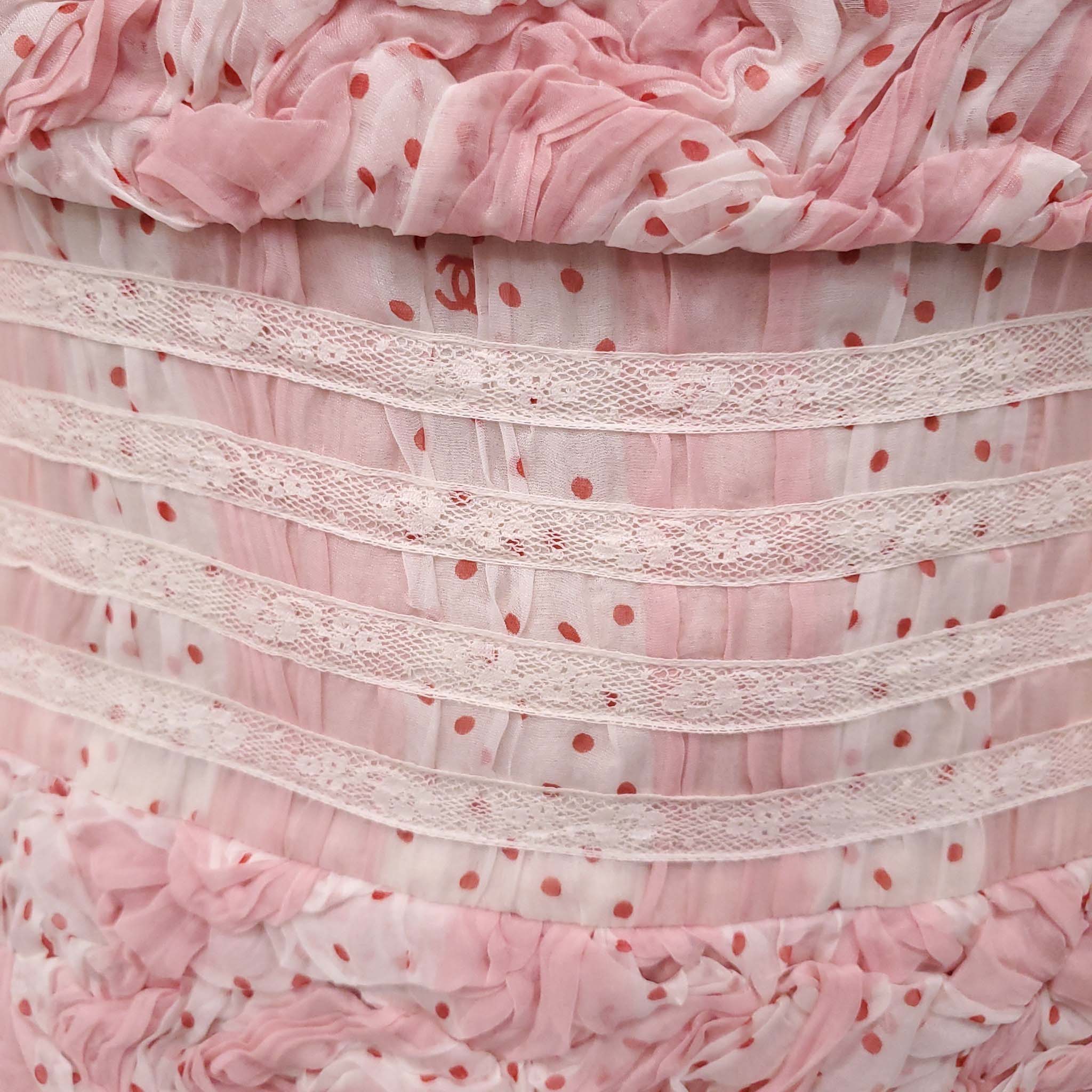 CHANEL S/S 2002 PINK POLKA DOT RUCHED PATTERNED DRESS WITH LACE AND LOGO DETAIL - SIZE 40
