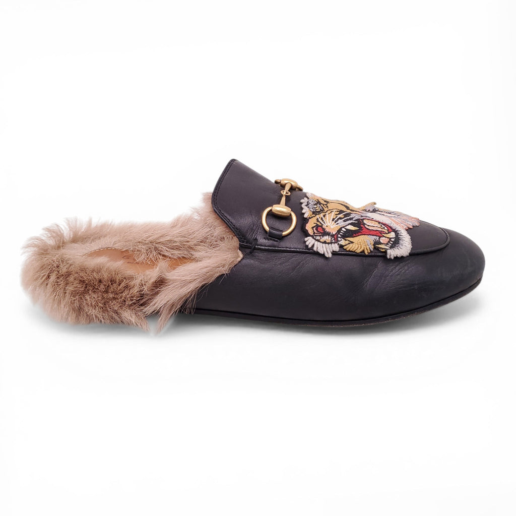 GUCCI FUR MULES WITH EMBROIDERED TIGER DETAIL - SIZE 40