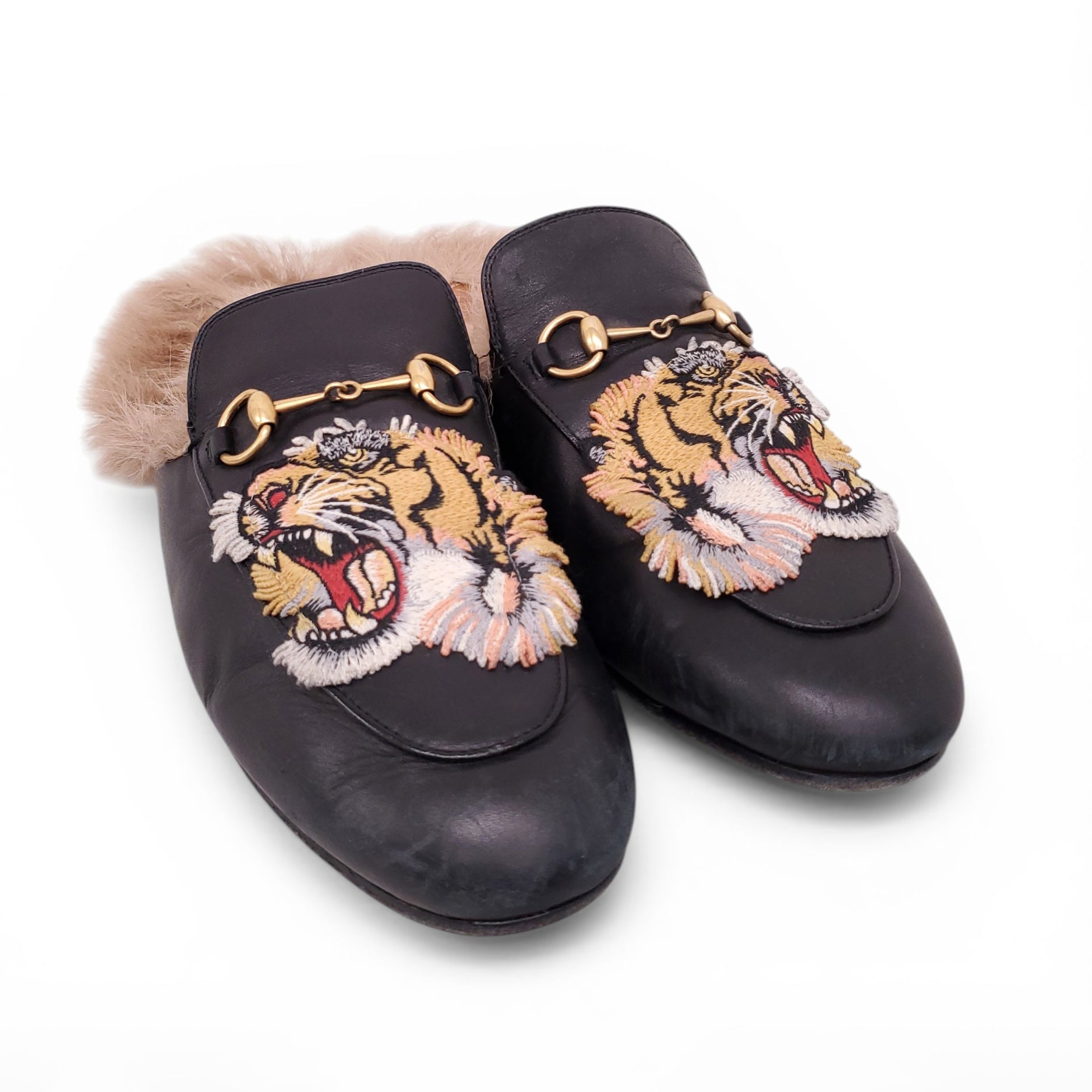 GUCCI FUR MULES WITH EMBROIDERED TIGER DETAIL - SIZE 40