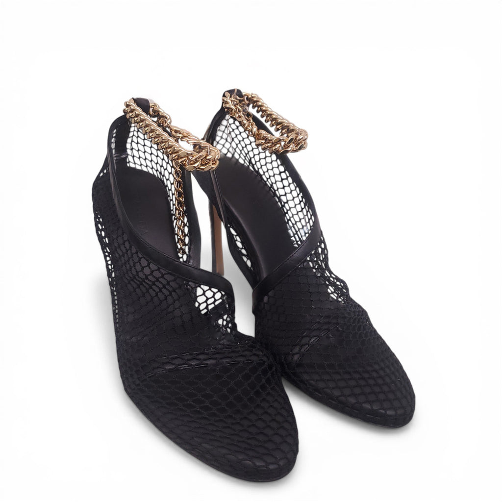 BOTTEGA VENETA BLACK MESH HEELS WITH GOLD CHAIN DETAIL - SIZE 40