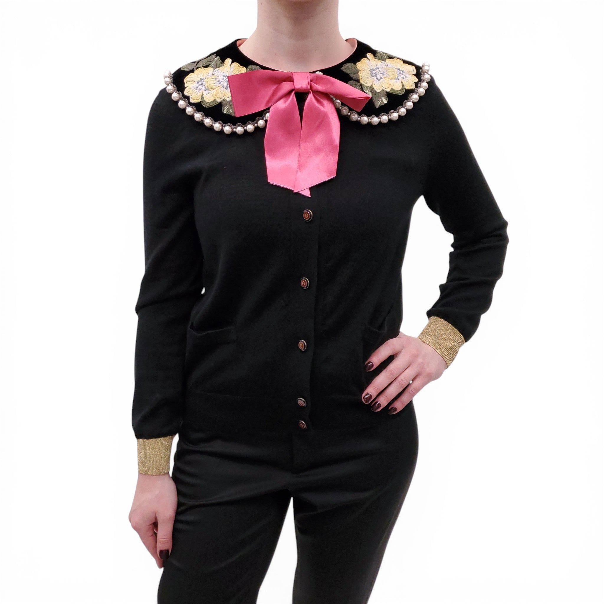 GUCCI BLACK CARDIGAN WITH REMOVABLE EMBROIDERED AND PEARL COLLAR - SIZE L