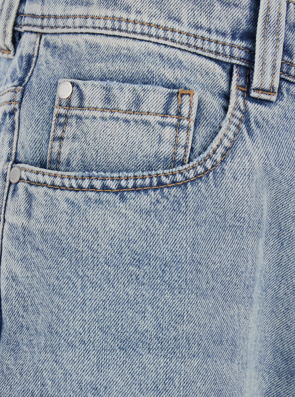 Brunello Cucinelli Women Light Blue Jeans With Logo Patch On The Back And Contrasting Stitching In Denim For Women