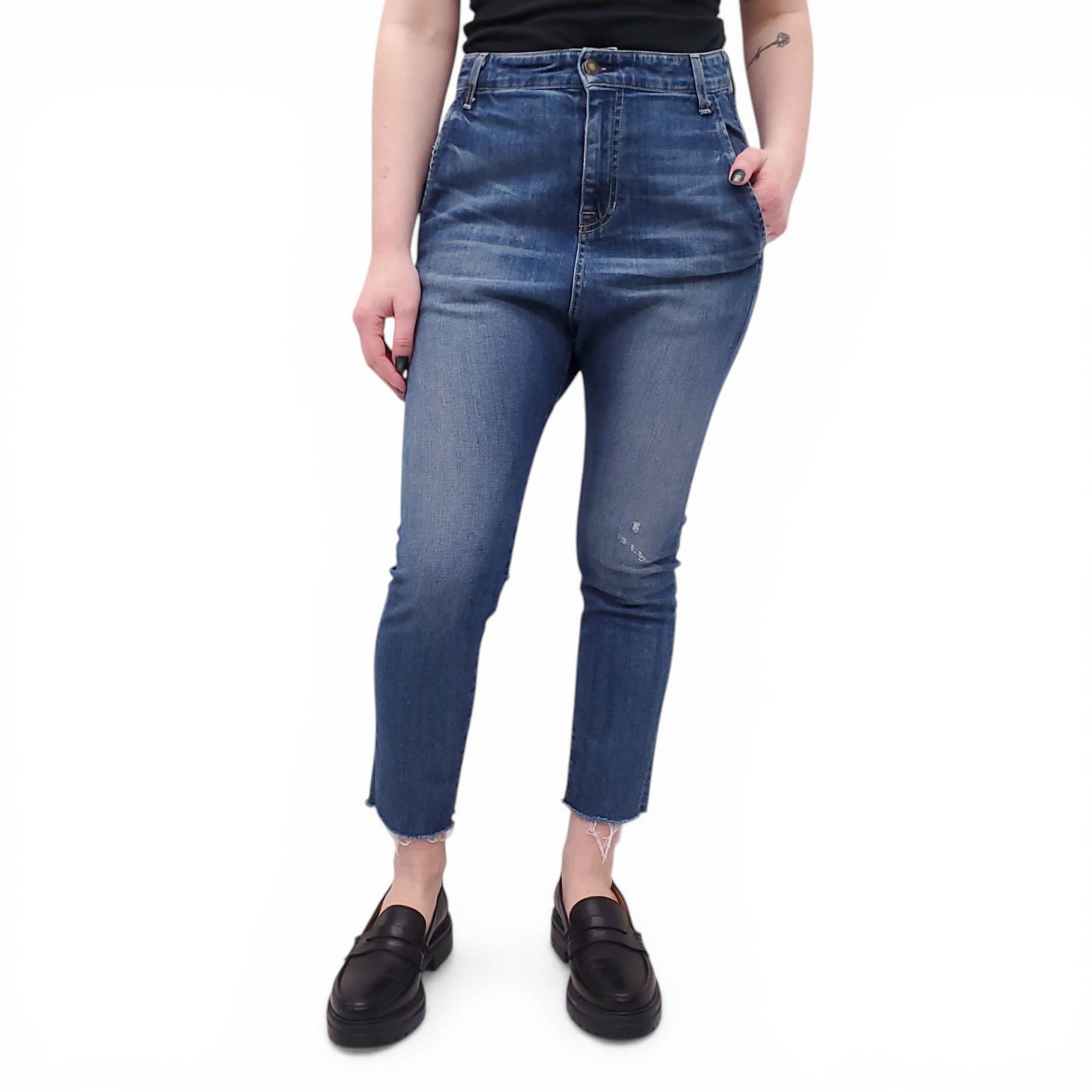 NILI LOTAN FADED BLUE 'PARIS' JEANS - SIZE 25