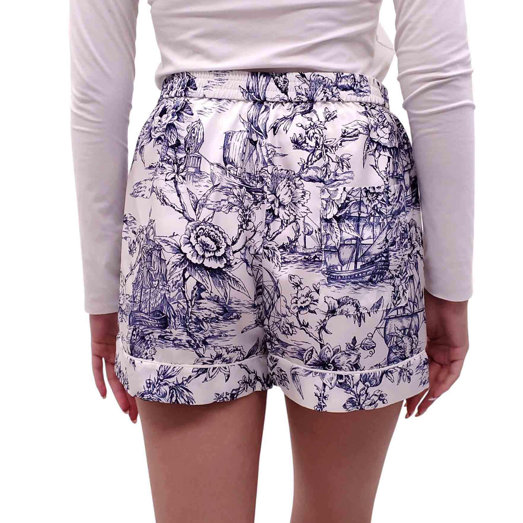 CHRISTIAN DIOR WHITE AND BLUE PATTERNED SILK SHORTS - SIZE 2