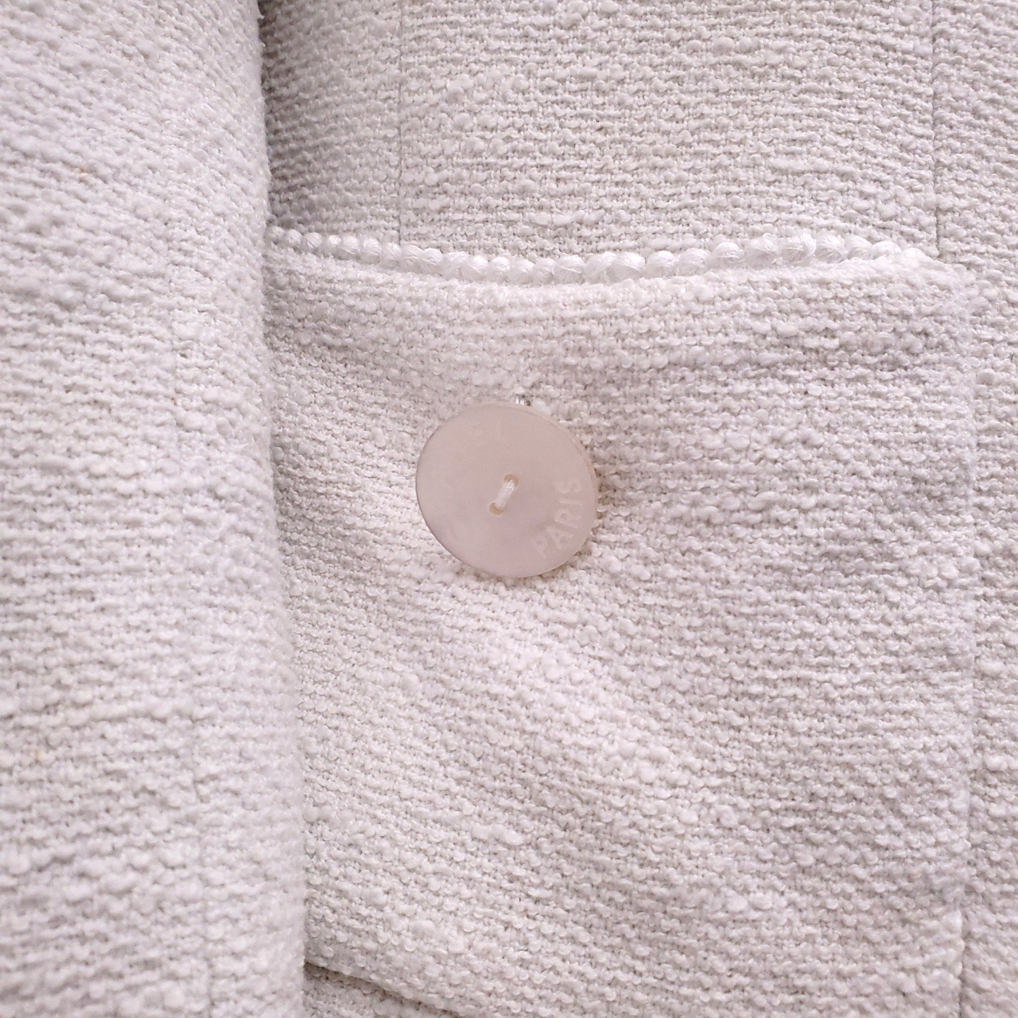 CHANEL CREAM THREE-PIECE SUIT WITH BUSTIER, SKIRT AND JACKET - SIZE 42