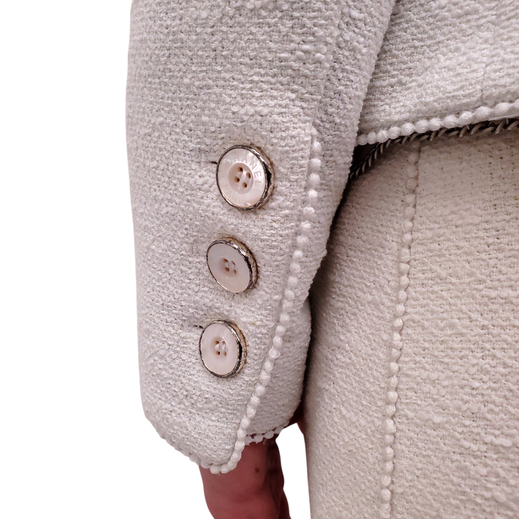 CHANEL CREAM THREE-PIECE SUIT WITH BUSTIER, SKIRT AND JACKET - SIZE 42