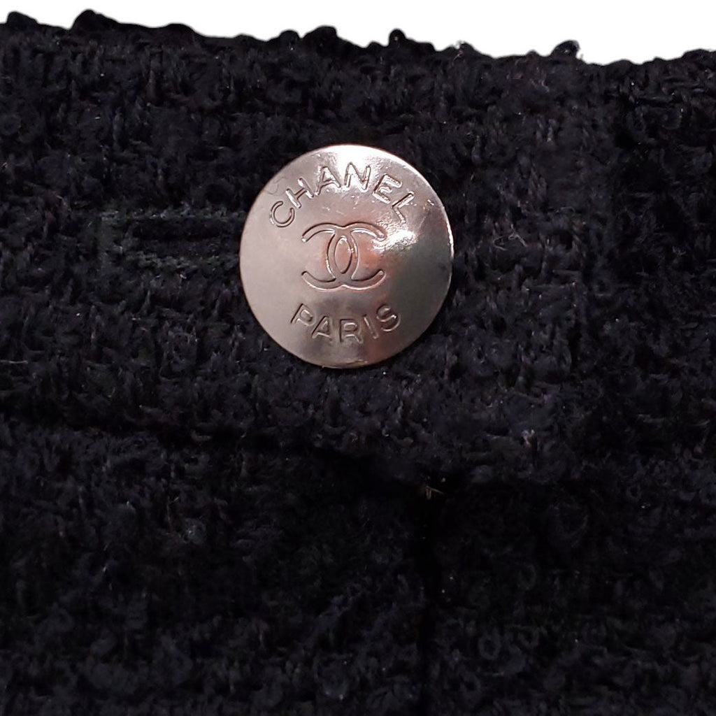 CHANEL 1997 BLACK TWEED SUIT WITH RUFFLE DETAIL - SIZE 38
