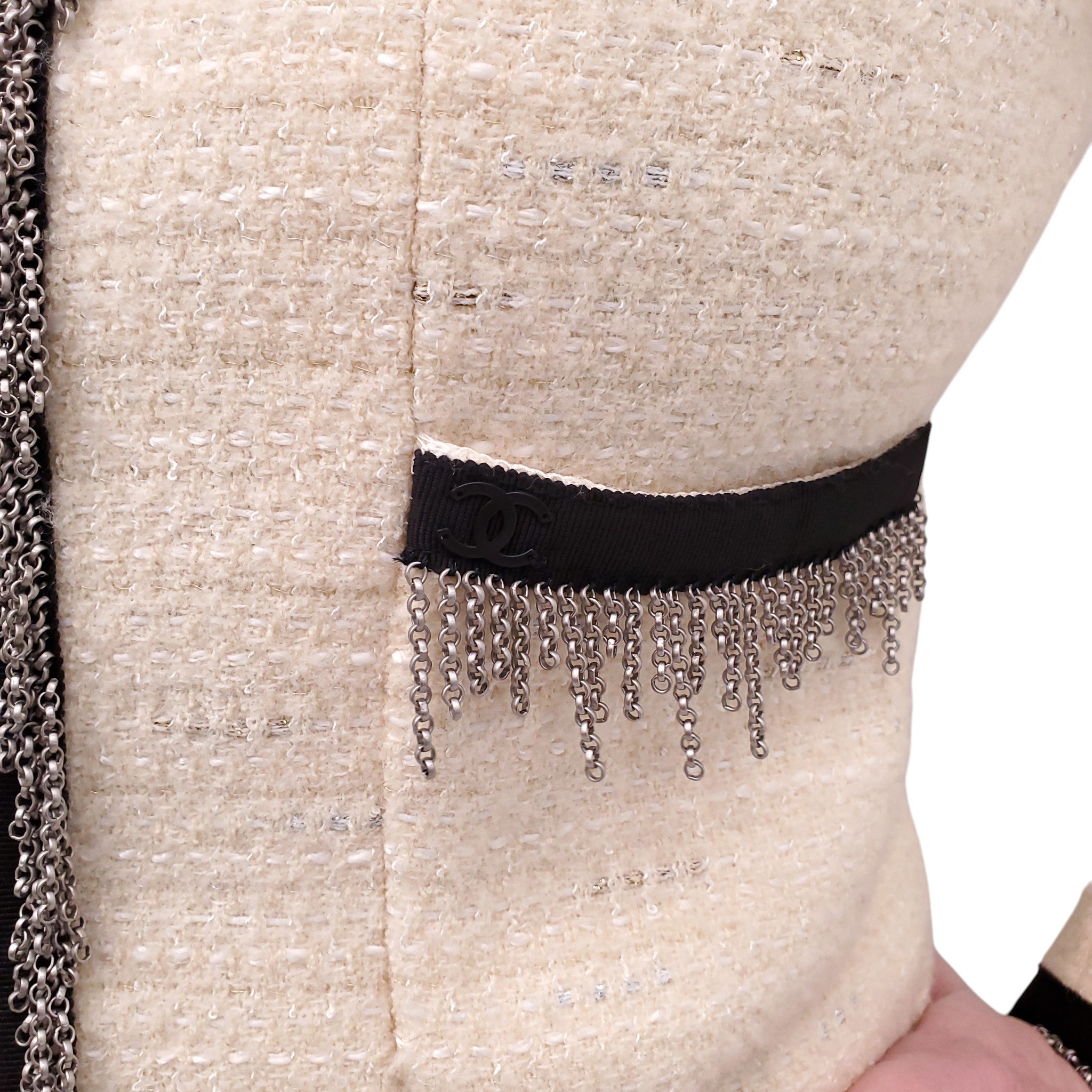CHANEL CREAM AND BLACK TWEED CHAIN FRINGE TRIMMED JACKET WITH OWL BUTTONS - SIZE 38