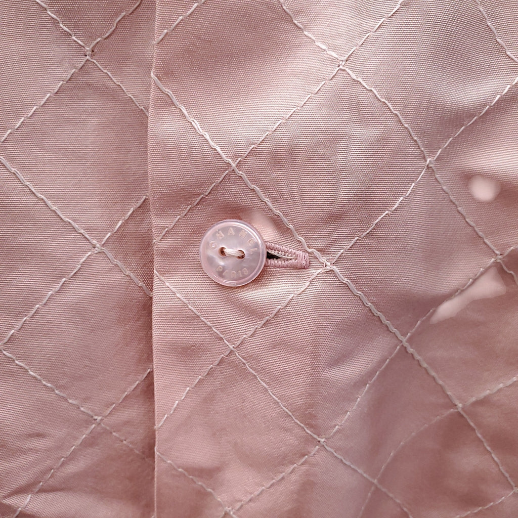 CHANEL S/S 2004 LIGHT PINK TWEED THREE-PIECE SUIT WITH BELT - SIZE 40