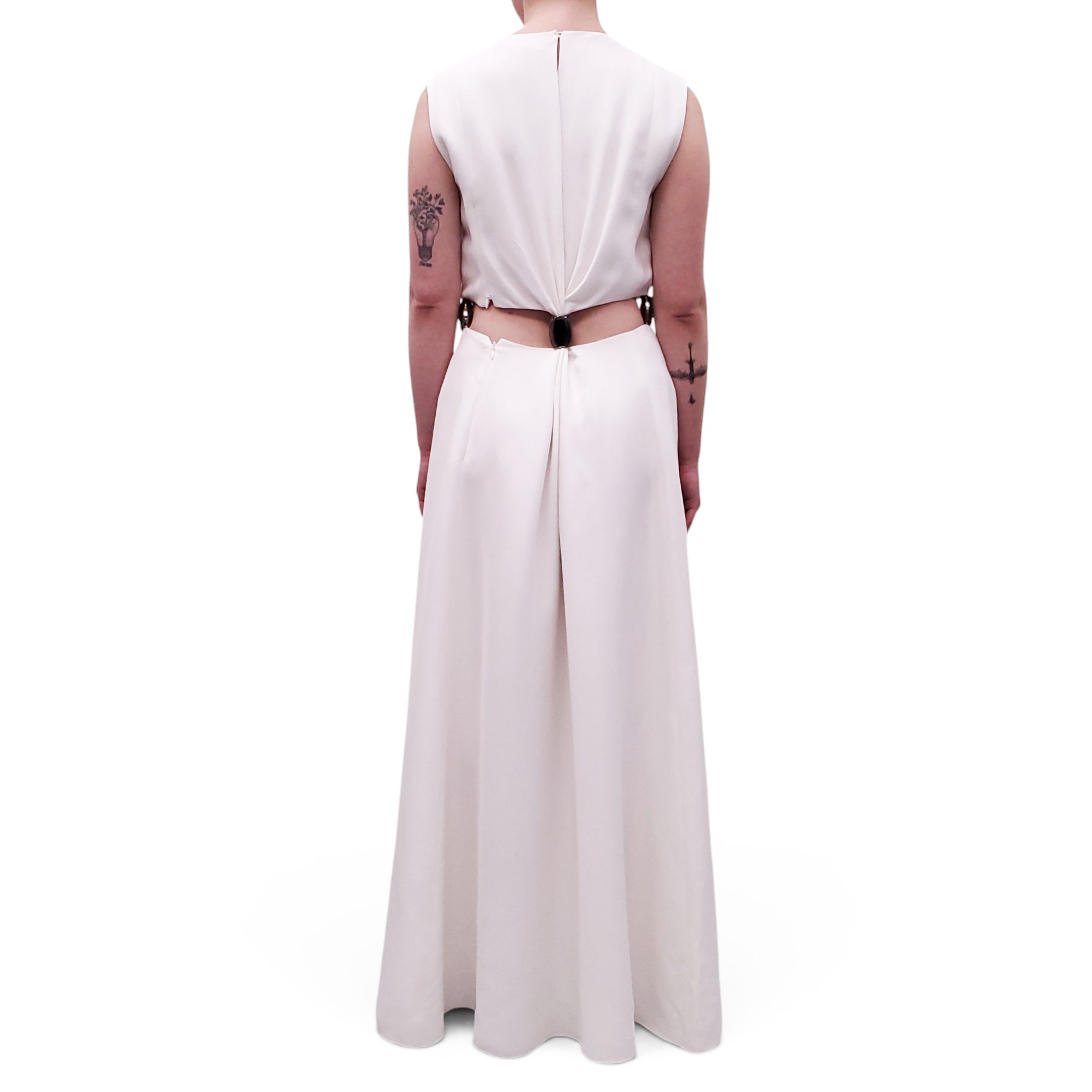CHLOÉ WHITE DRESS WITH CUTOUT DETAIL AND SILVER EMBLEMS - SIZE L