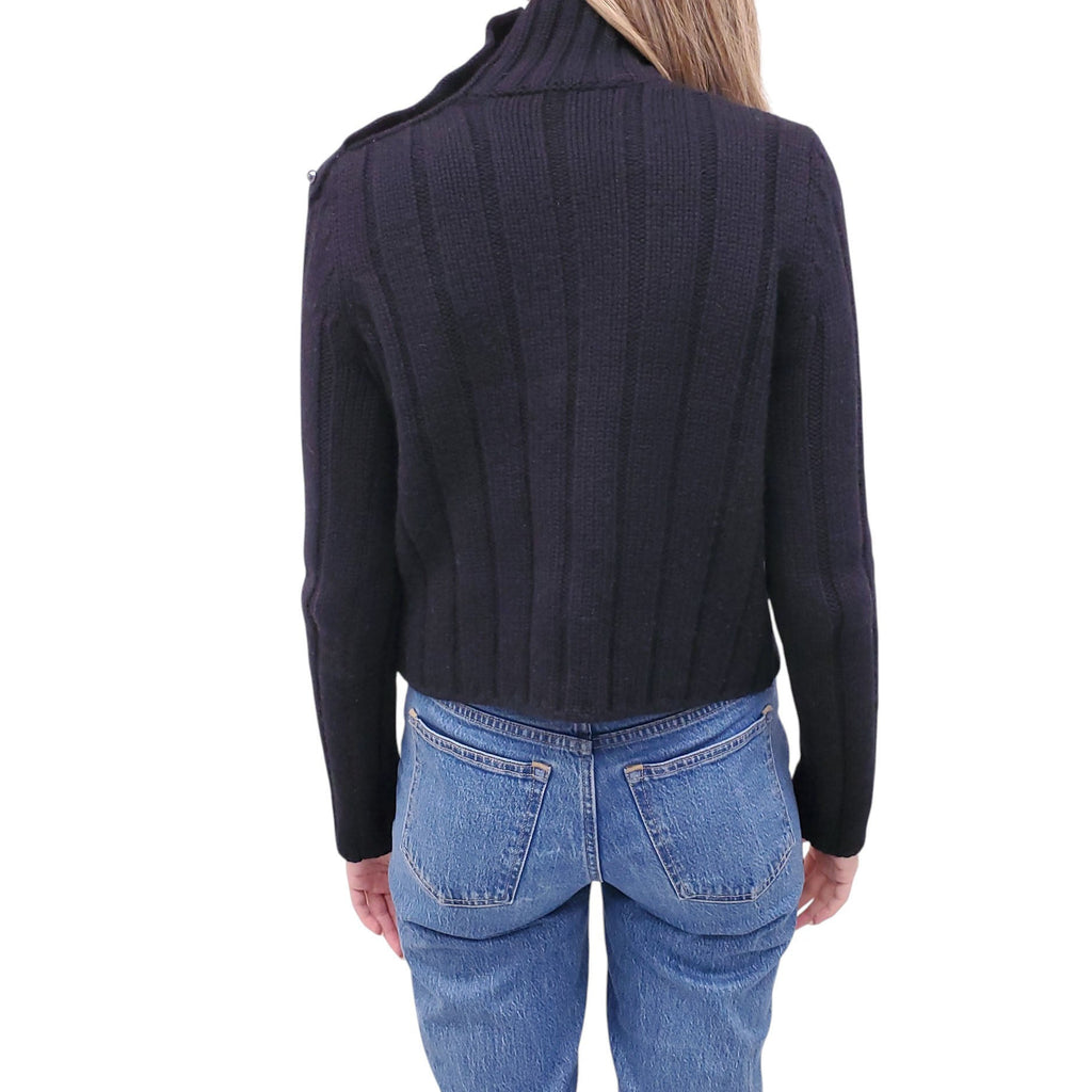 CHANEL BLACK CABLE KNIT SWEATER WITH BLACK PEARL LOGO BUTTONS - SIZE 40