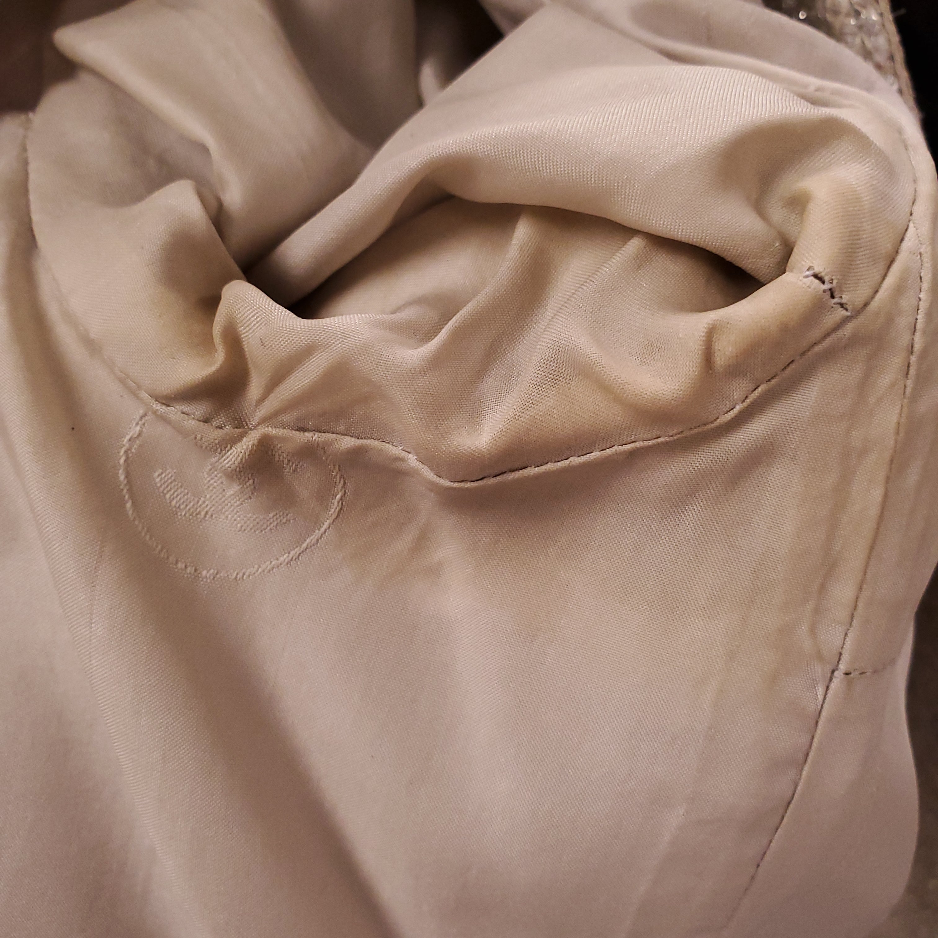 CHANEL F/W 1999 SILVER METALLIC JACKET WITH TIE DETAILS - SIZE 42