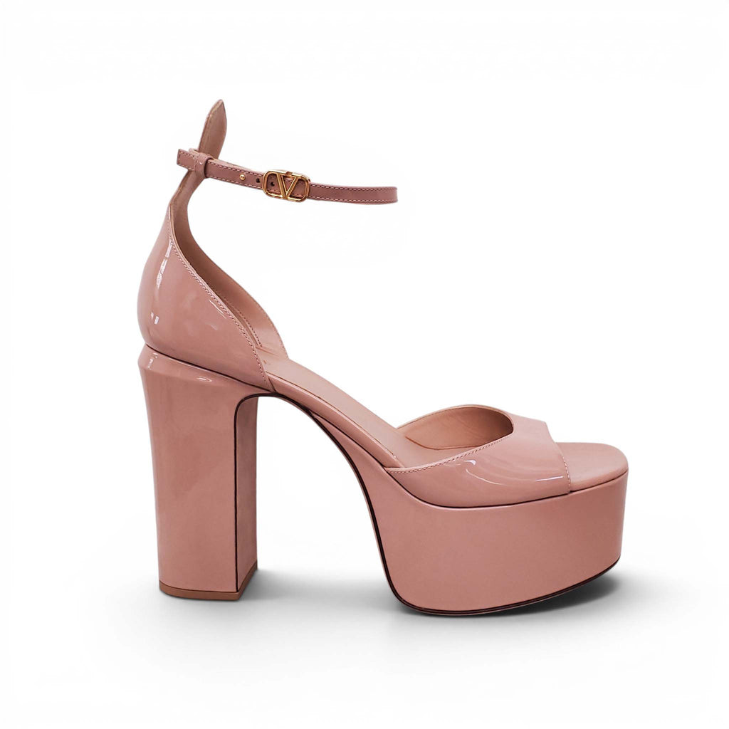 VALENTINO NUDE PATENT PEEP TOE 'TAN-GO' PLATFORM HEELS WITH LOGO STRAP - SIZE 39