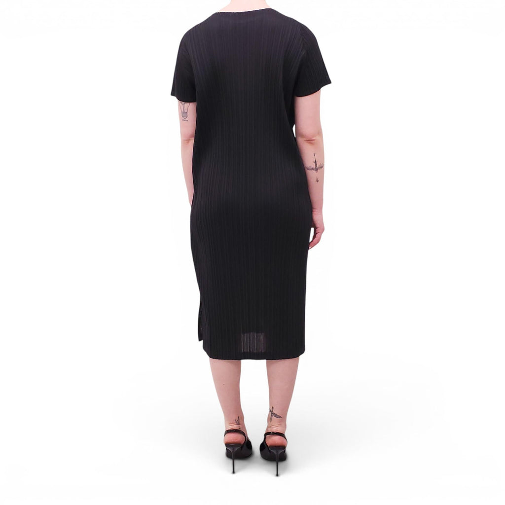 ISSEY MIYAKE BLACK 'PLEATS PLEASE' DRESS - SIZE 2/S
