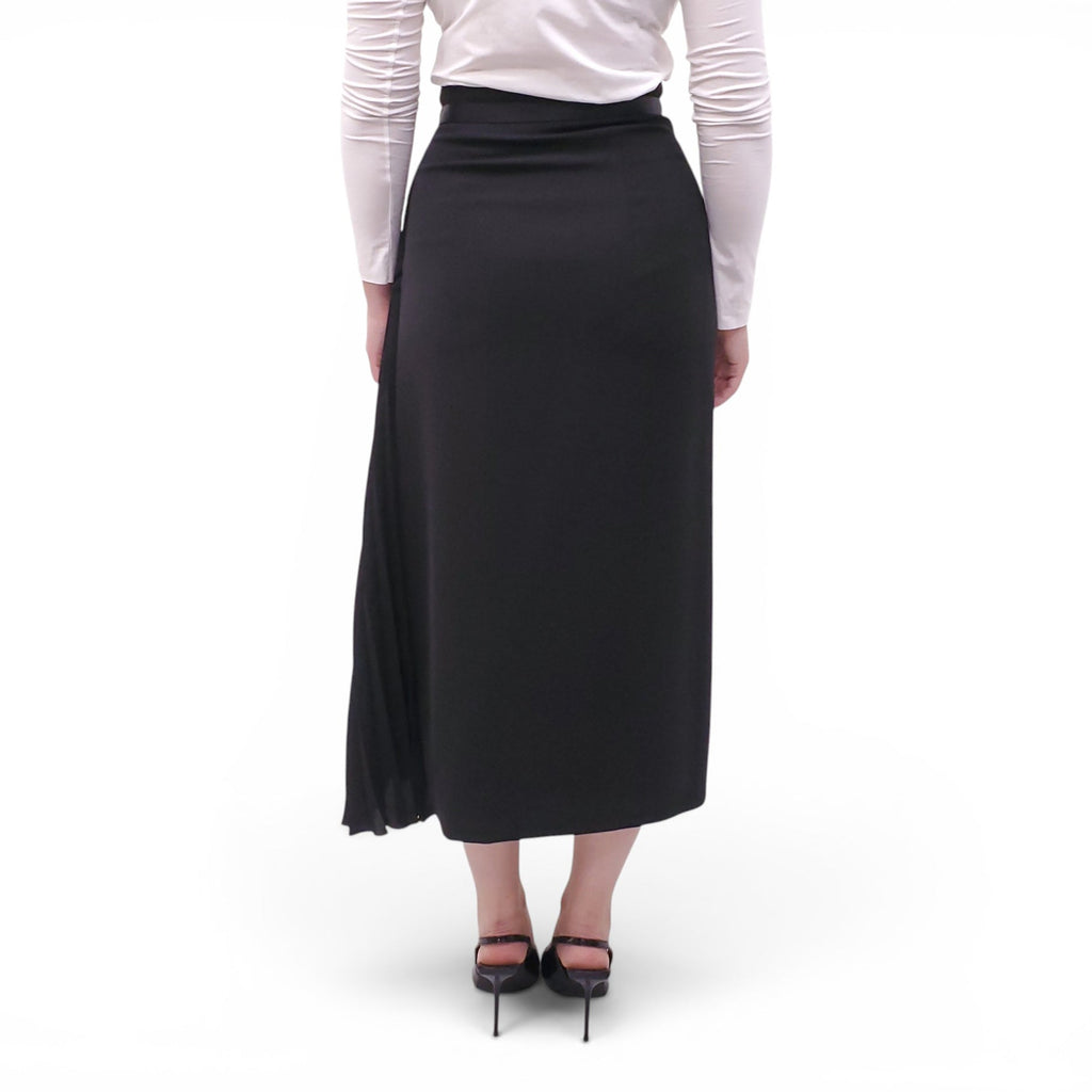 PRADA BLACK RE-NYLON PLEATED SKIRT WITH BELT DETAIL - SIZE 40