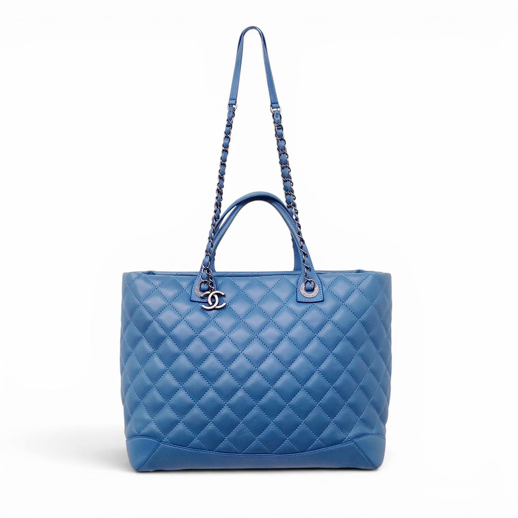 CHANEL BLUE LEATHER TOTE BAG