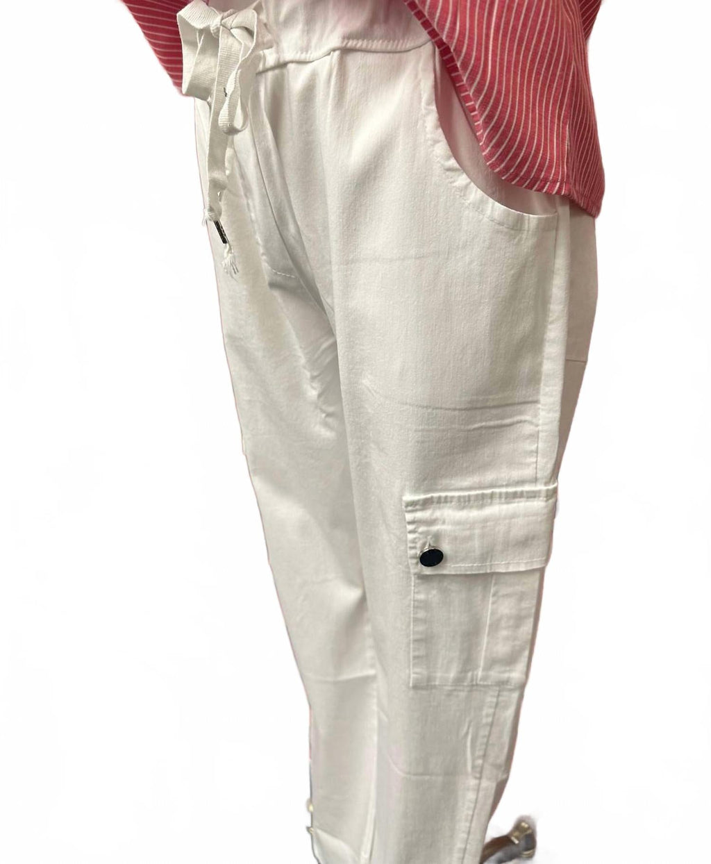 Women's Living On The Edge Pull-On Cargo Pants In Beige